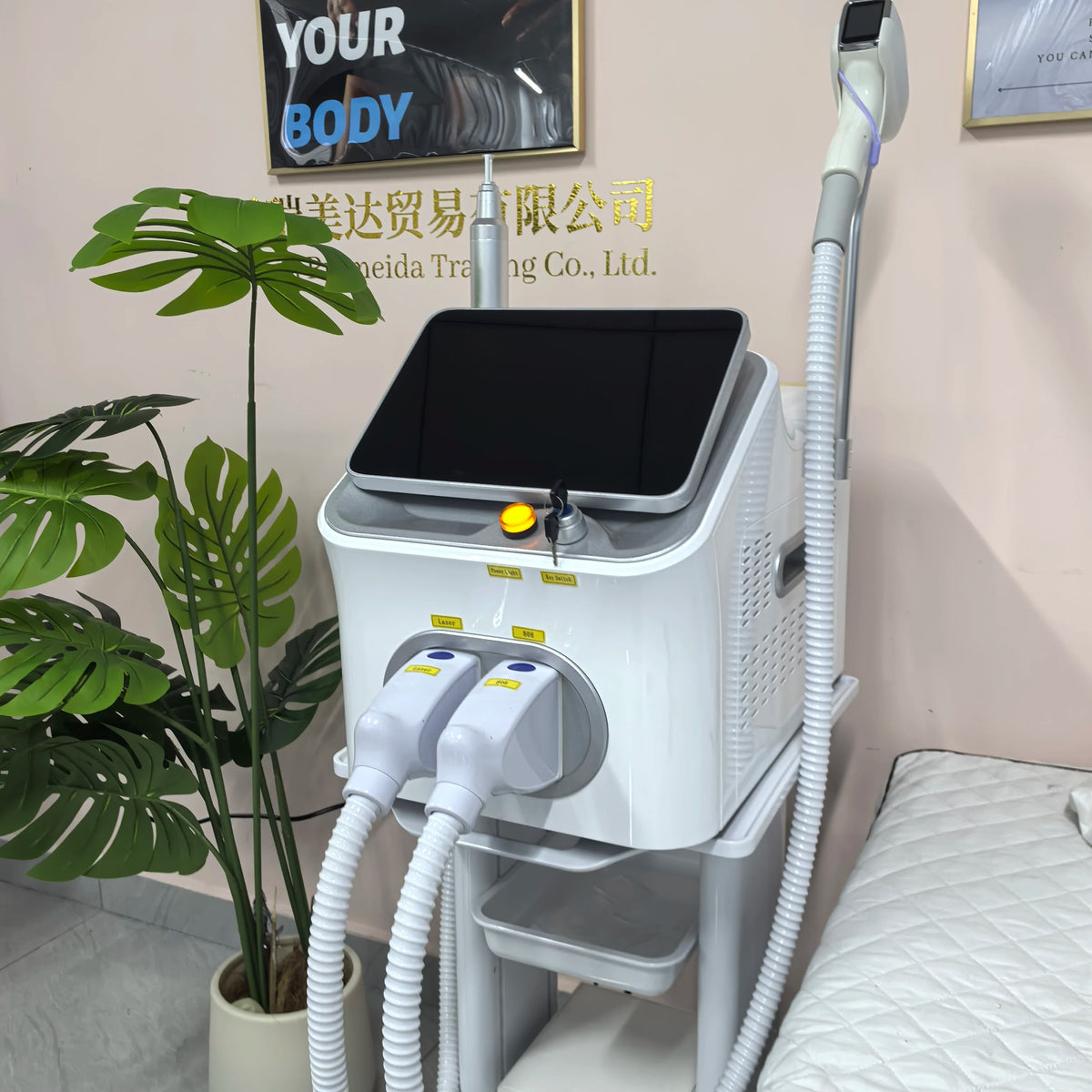 Myoslim 10 Bar Diode Laser Hair Removal Machine Sapphire Cooling