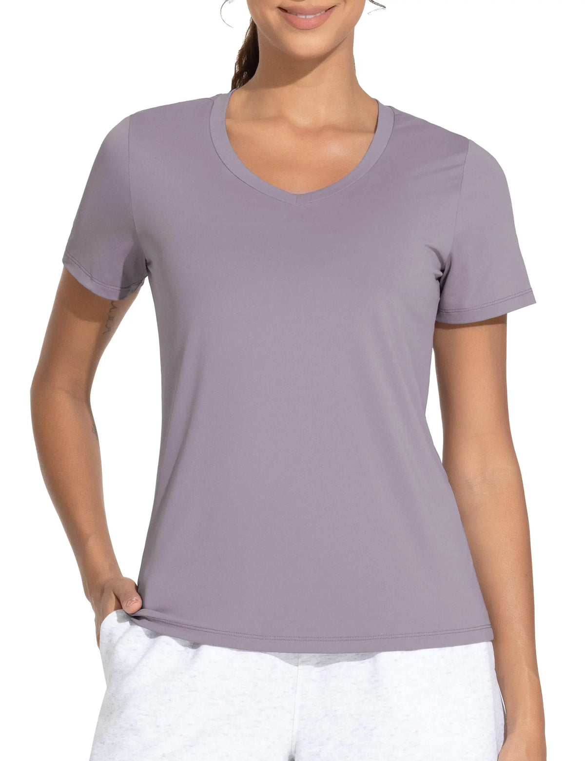 THE GYM PEOPLE Women's Breathable Workout Shirts V-Neck Short sleeve Stretchy Basic Athletic Tops | for yoga, running and casual