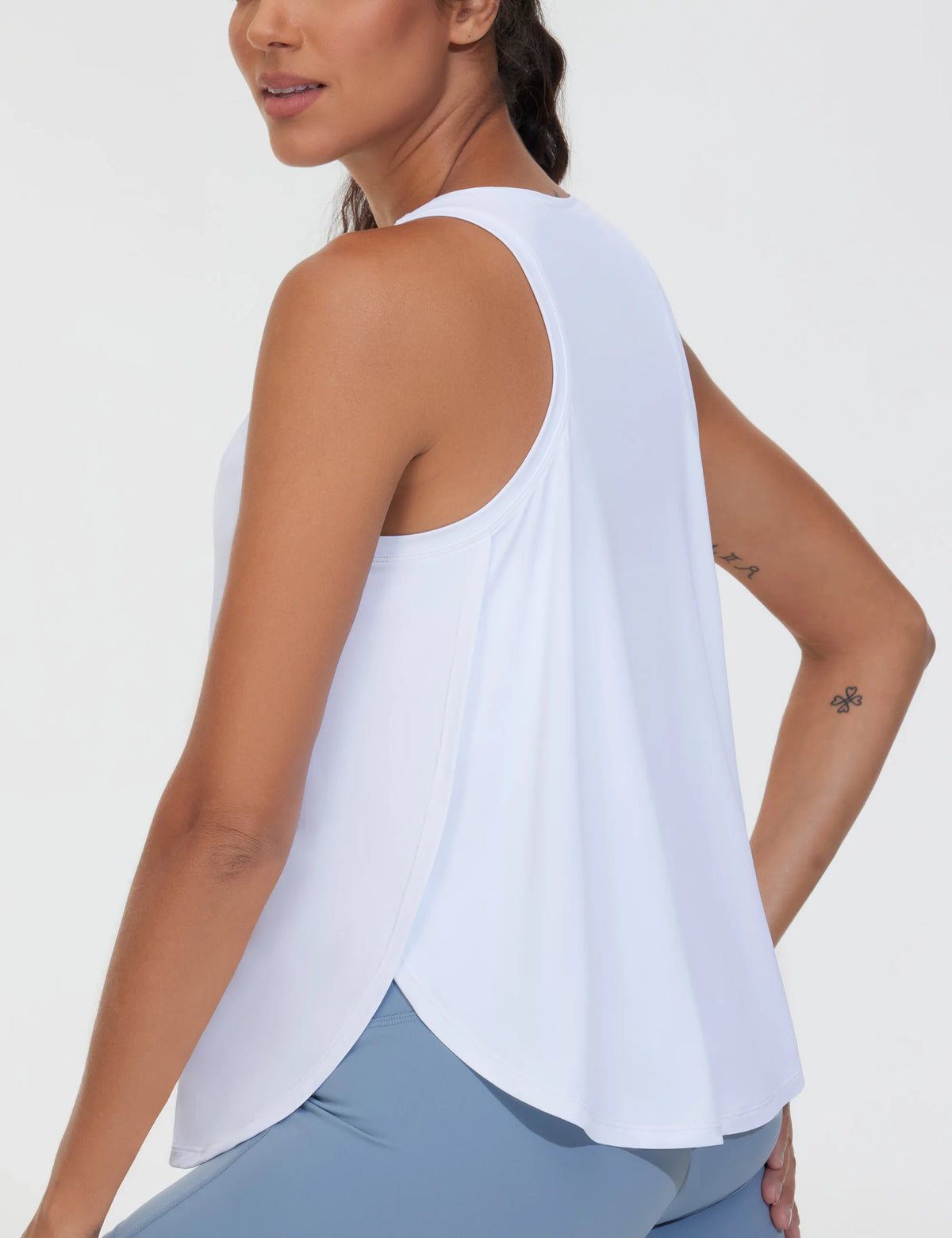 THE GYM PEOPLE Womens Racerback Workout Tank Tops Split Side Loose Fit Sleeveless Yoga Running Shirts with Curved Hem